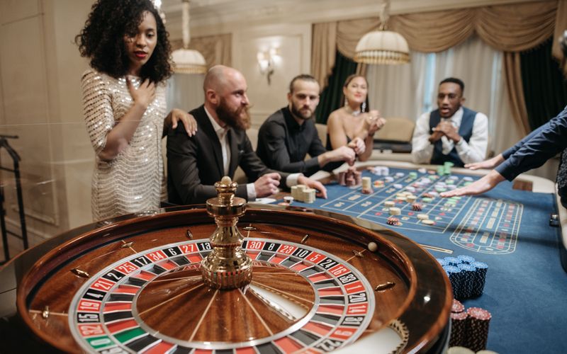 Memahami Live Dealer Casino: Cara Kerja dan Tips